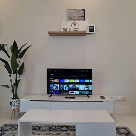 Dahlya Homestay Kuantan Luaran gambar